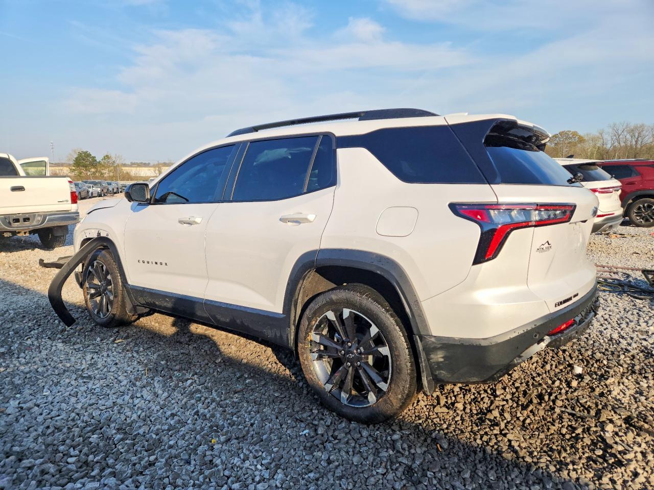 2025 Chevrolet Equinox Rs - Фото 2