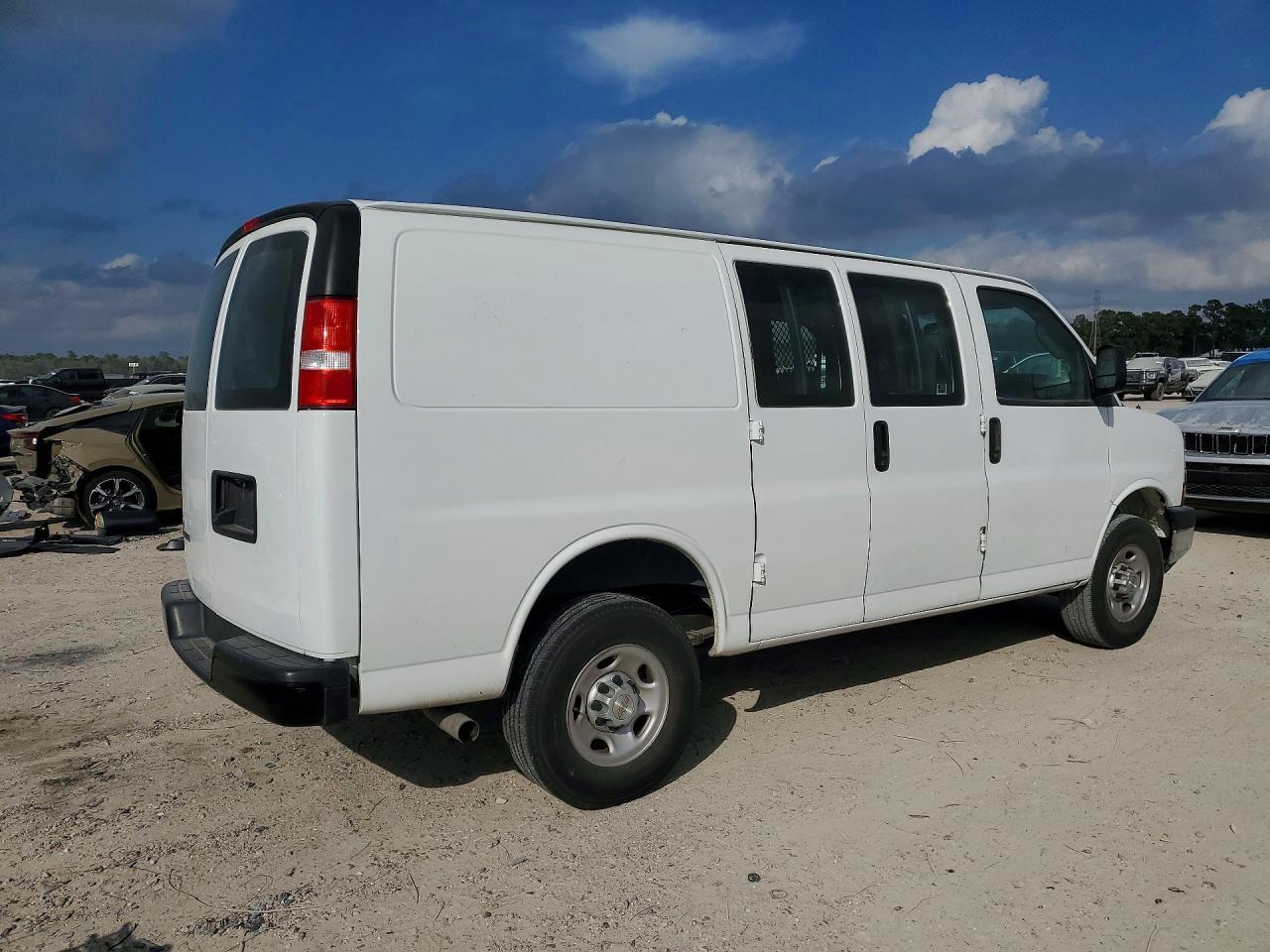 2023 Chevrolet Express G - Image 3