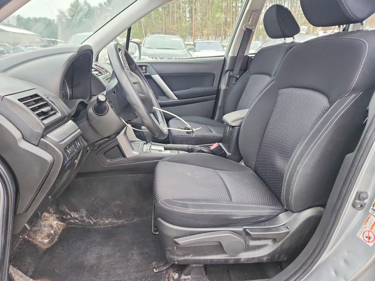 2014 Subaru Forester 2.5I - Фото 7