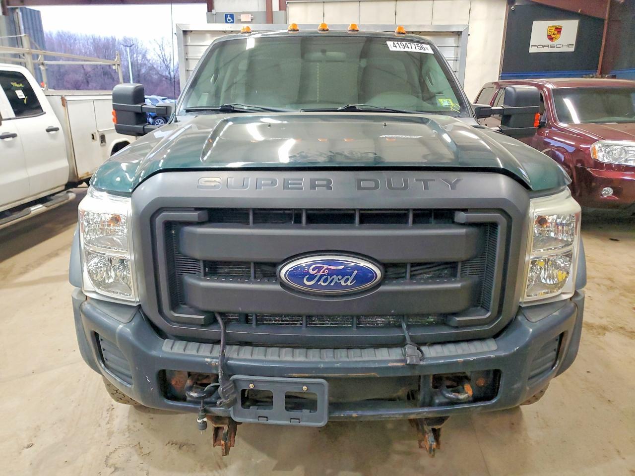 2011 Ford F550 Super Duty - Фото 5