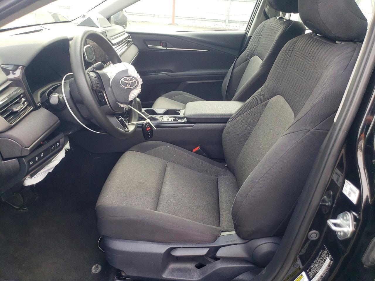 2025 Toyota Camry Le - Фото 7