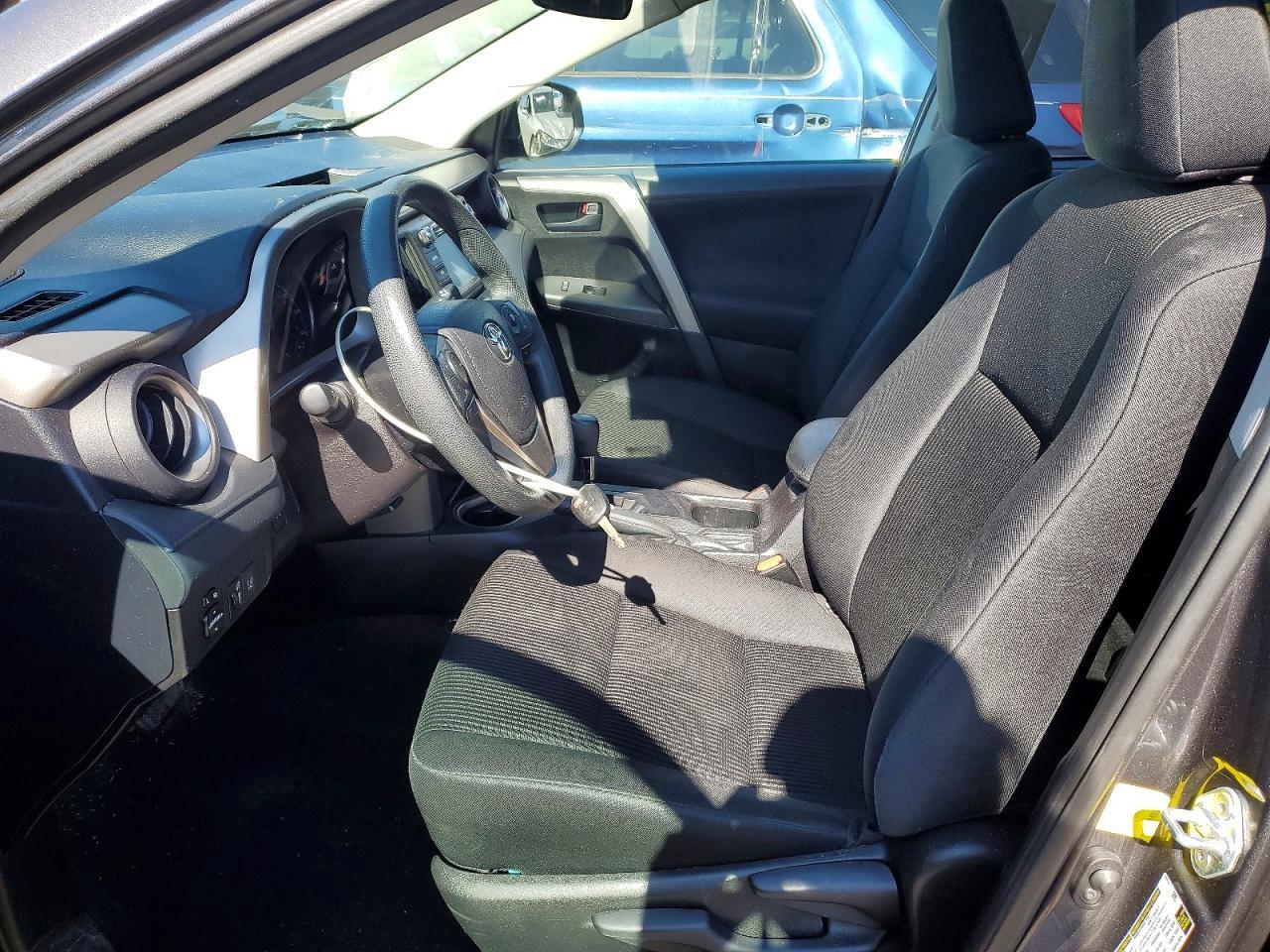 2017 Toyota Rav4 Le - Фото 7