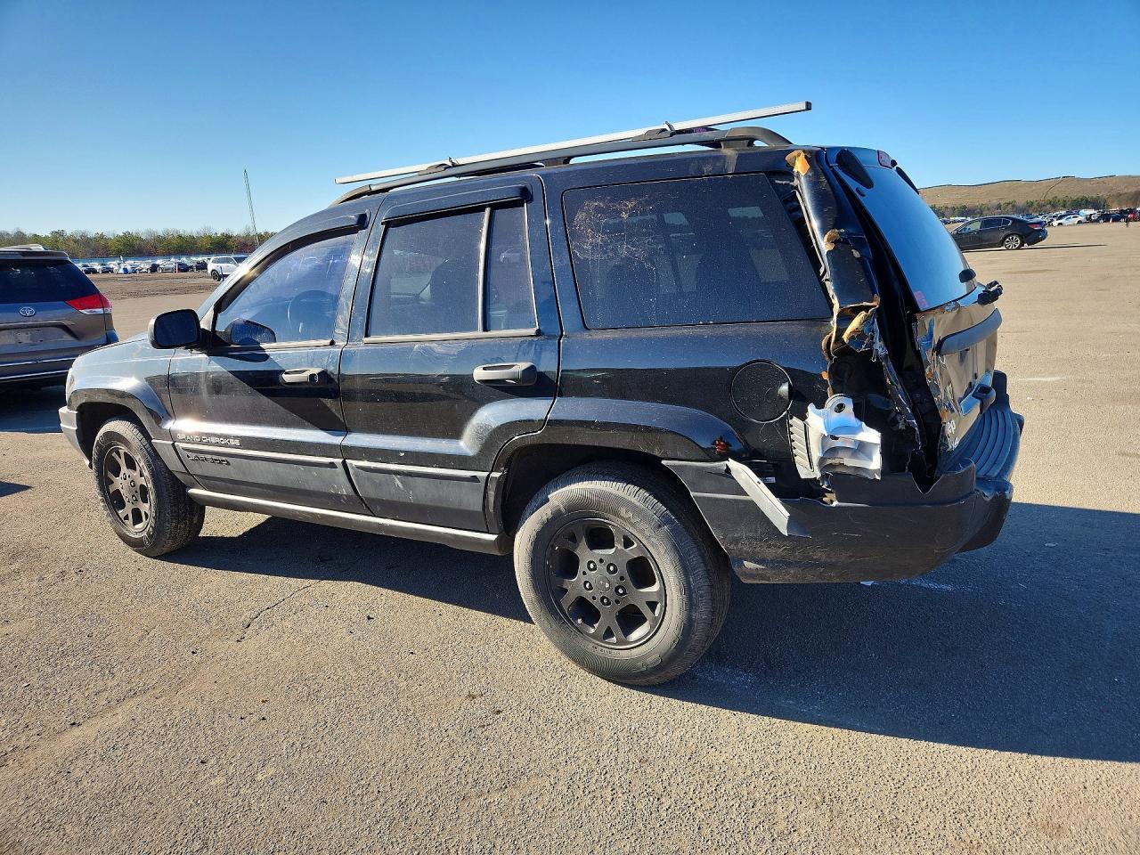 2002 Jeep Grand Cherokee Sport - Image 2