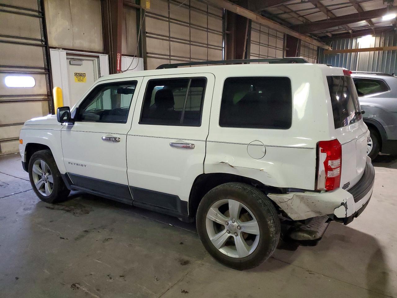 2016 Jeep Patriot Latitude - Image 2