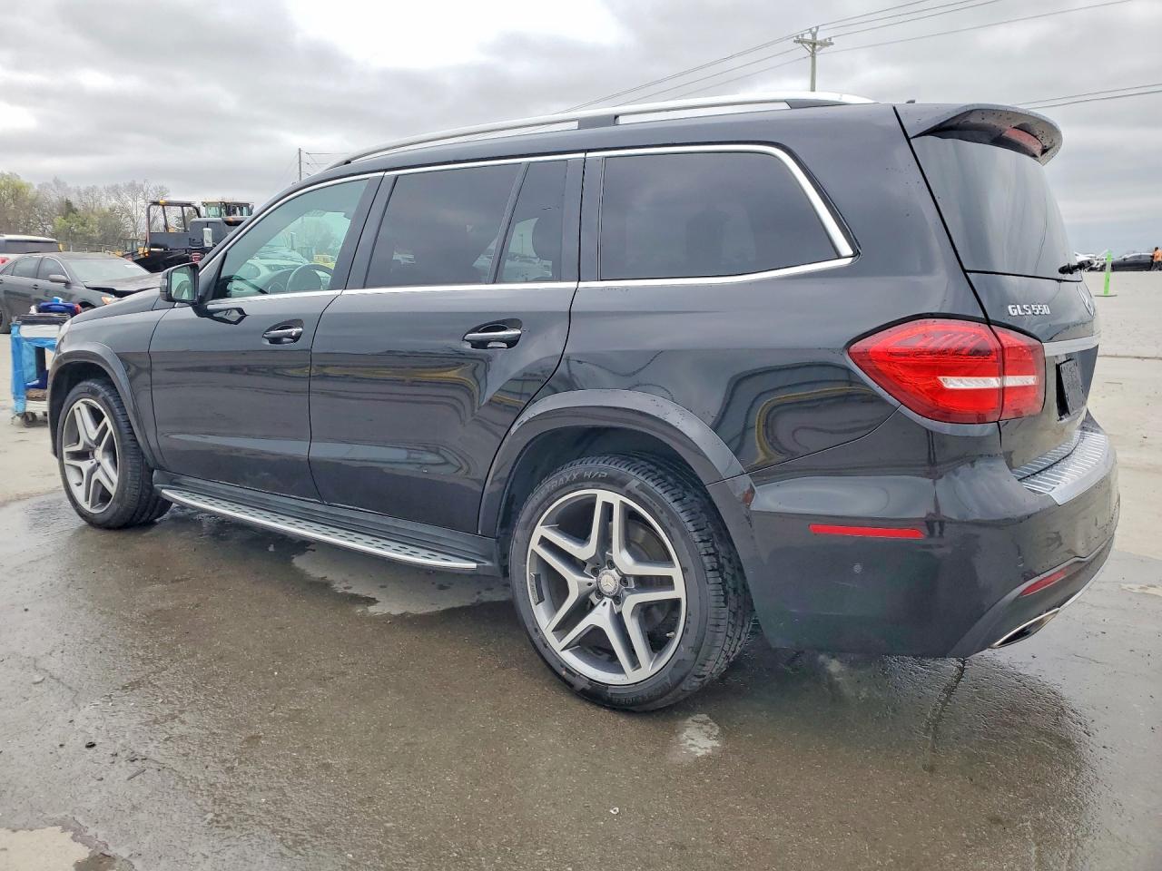 2017 Mercedes-Benz Gls 550 4Matic - Image 2