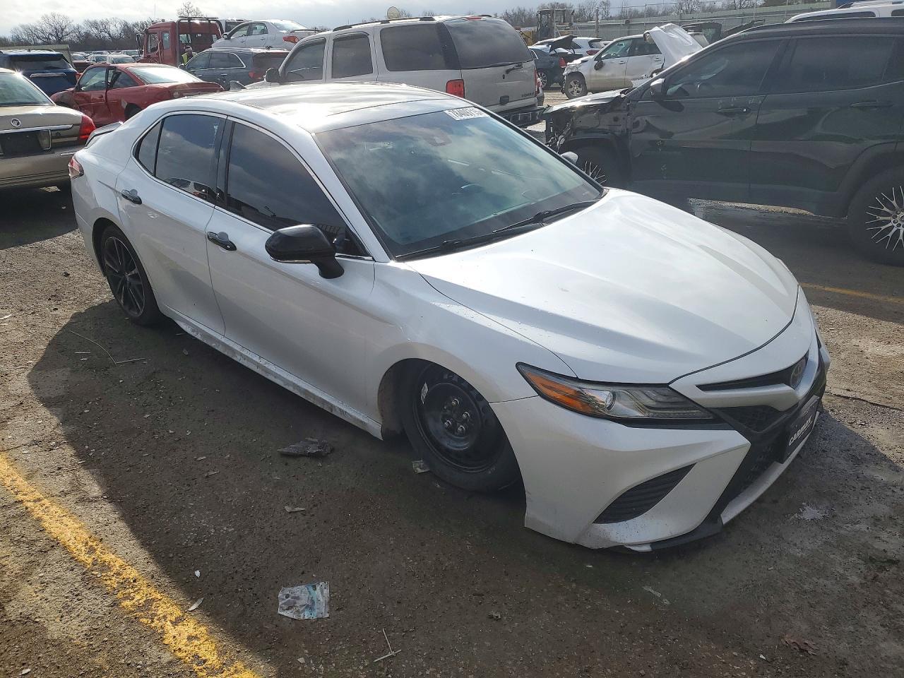 2019 Toyota Camry Xse V6 - Фото 4