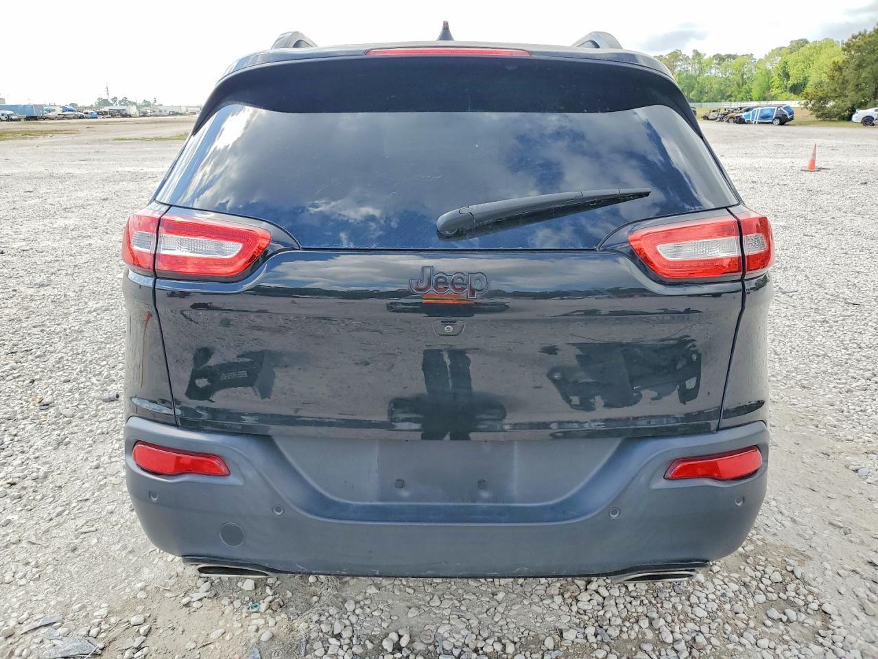 2016 Jeep Cherokee Latitude - Фото 6