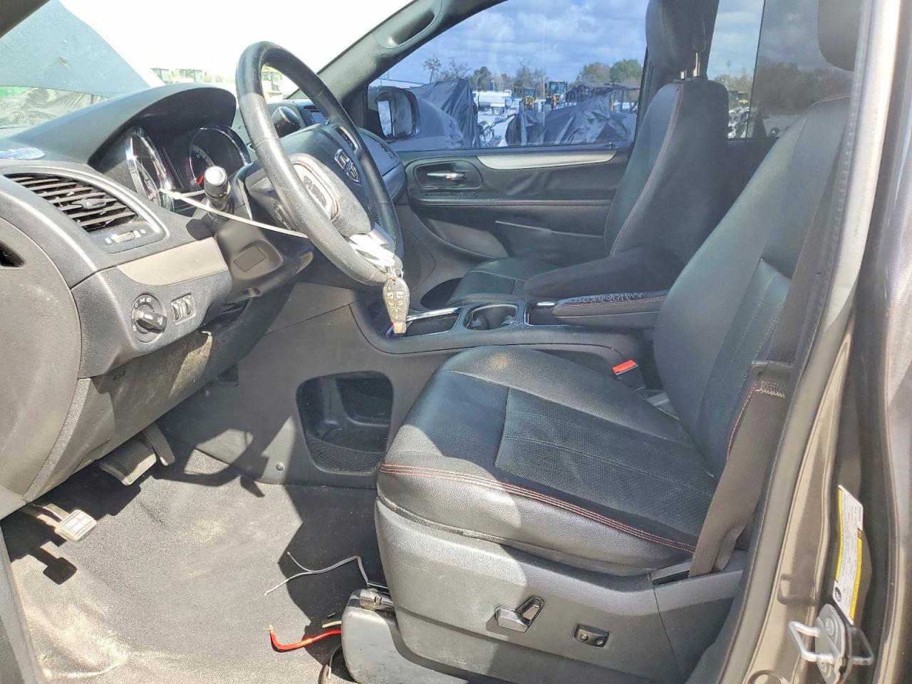 2019 Dodge Grand Caravan Gt - Image 7