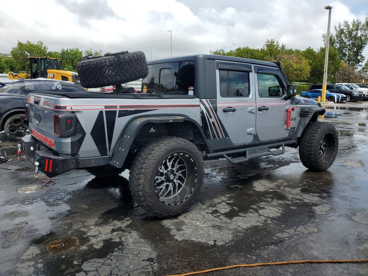 2021 Jeep Gladiator Sport - Фото 3