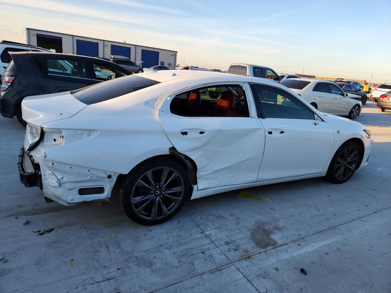 2019 Lexus Es 350 - Image 3