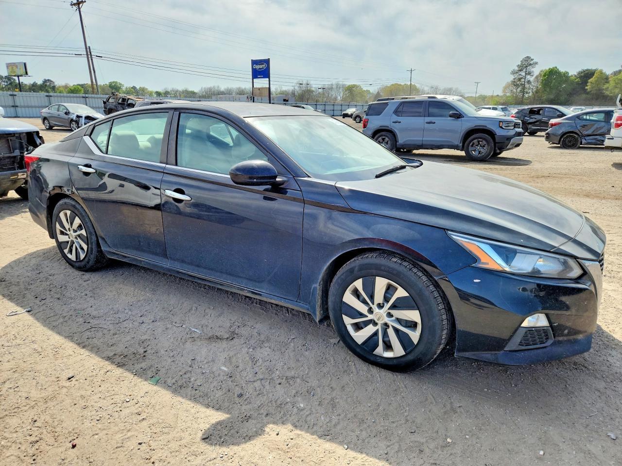 2019 Nissan Altima 2.5 S - Фото 4