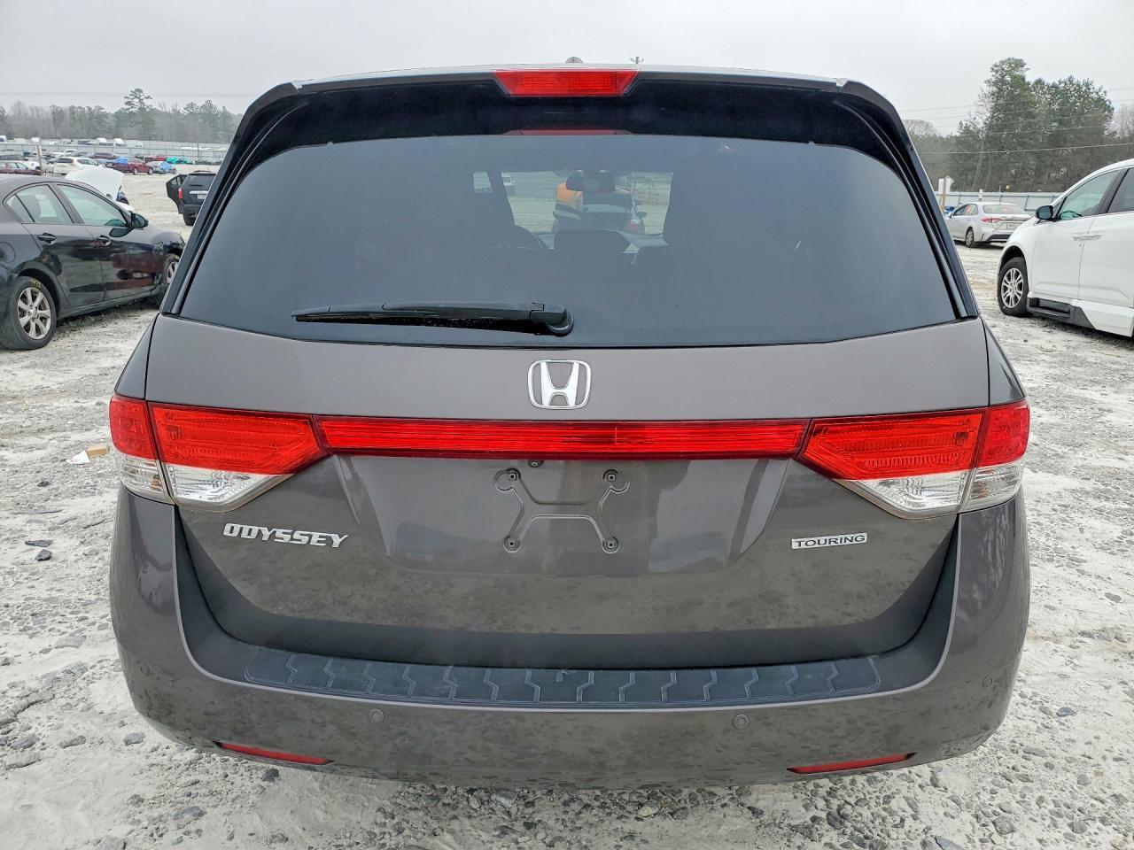 2016 Honda Odyssey Touring - Фото 6