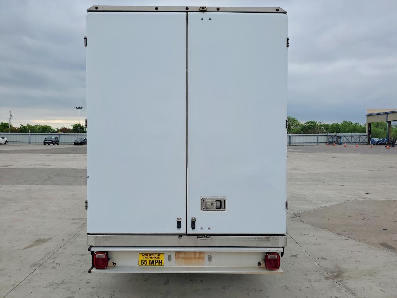 2022 Ford Transit Delivery Truck - Фото 6