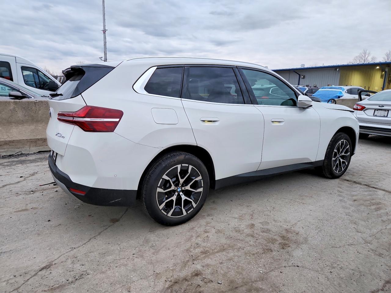 2025 BMW X3 30 xDrive - Фото 3