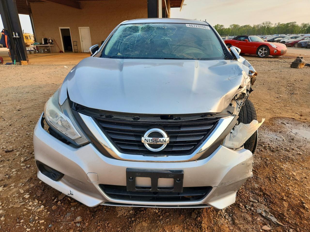 2016 Nissan Altima 2.5 Sv - Image 5