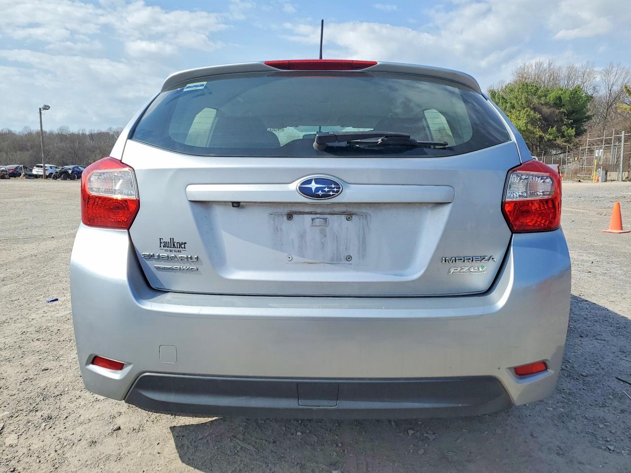 2016 Subaru Impreza Premium - Image 6