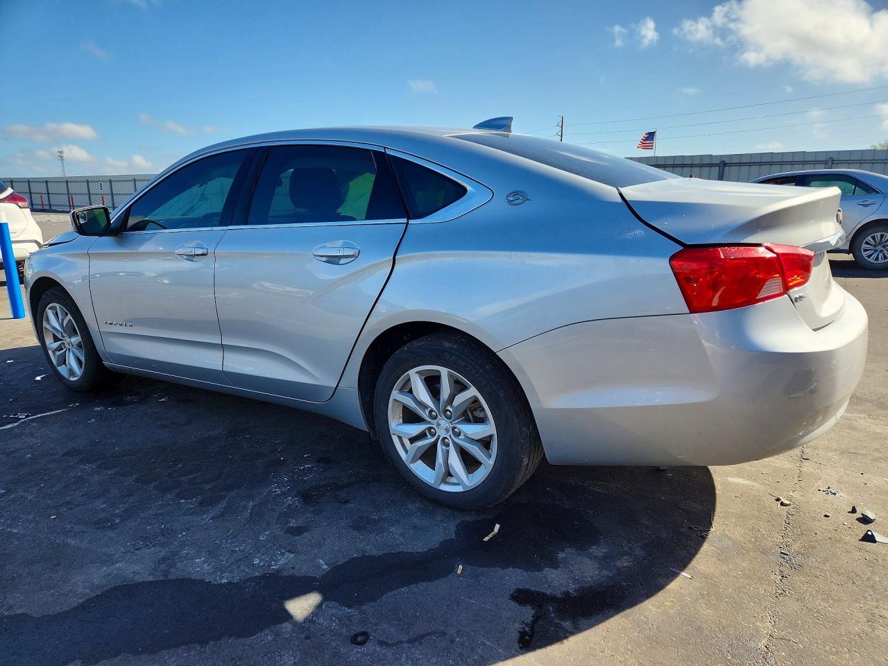 2019 Chevrolet Impala Lt - Фото 2