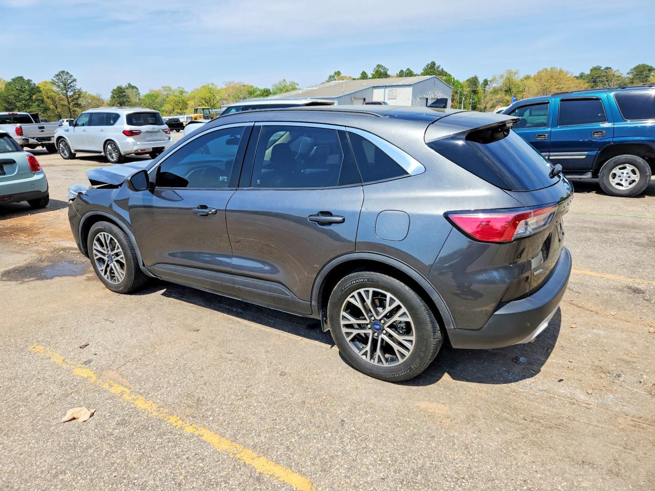 2020 Ford Escape Sel - Фото 2