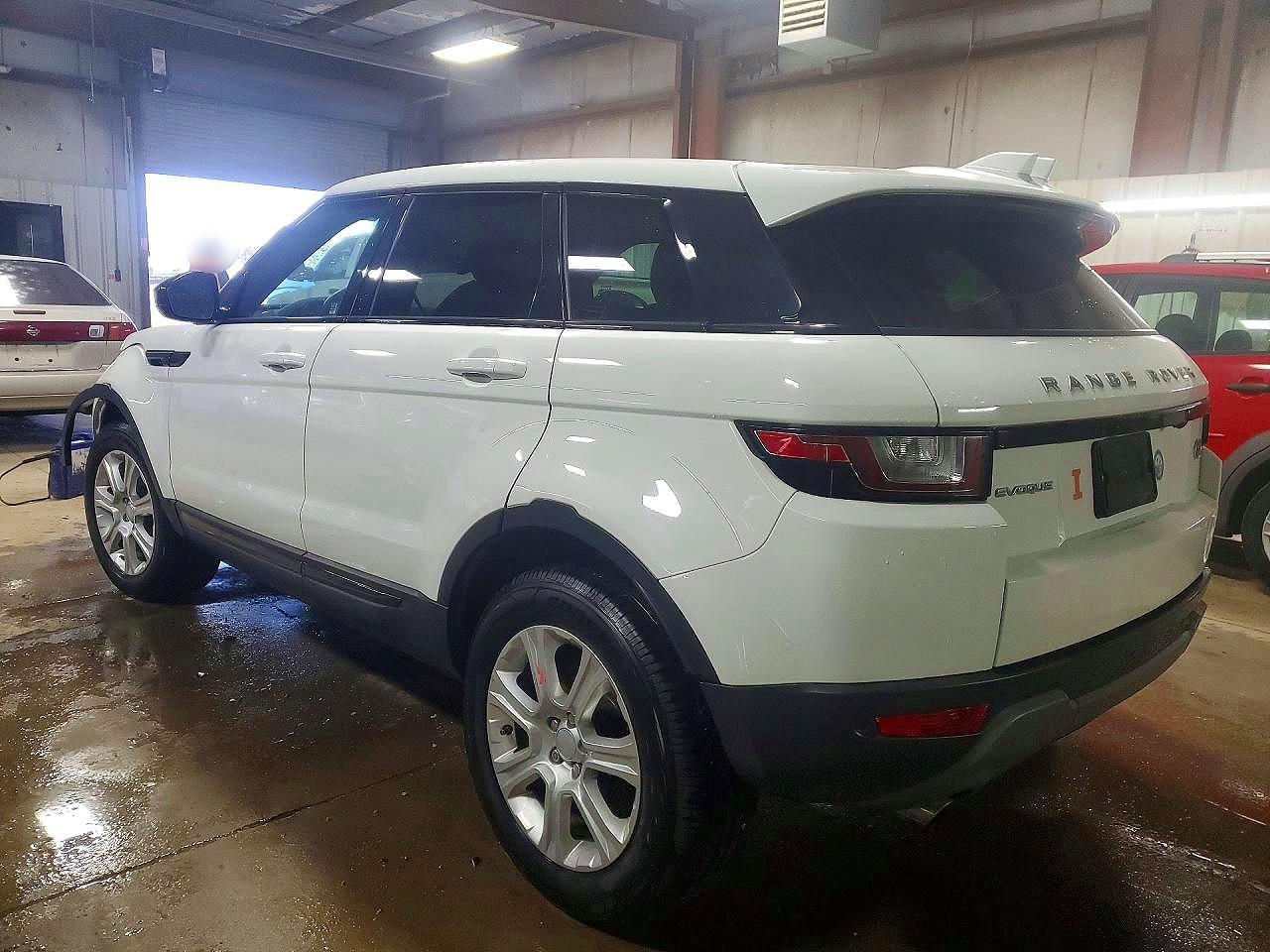 2019 Land Rover Range Rover Evoque Se - Image 2