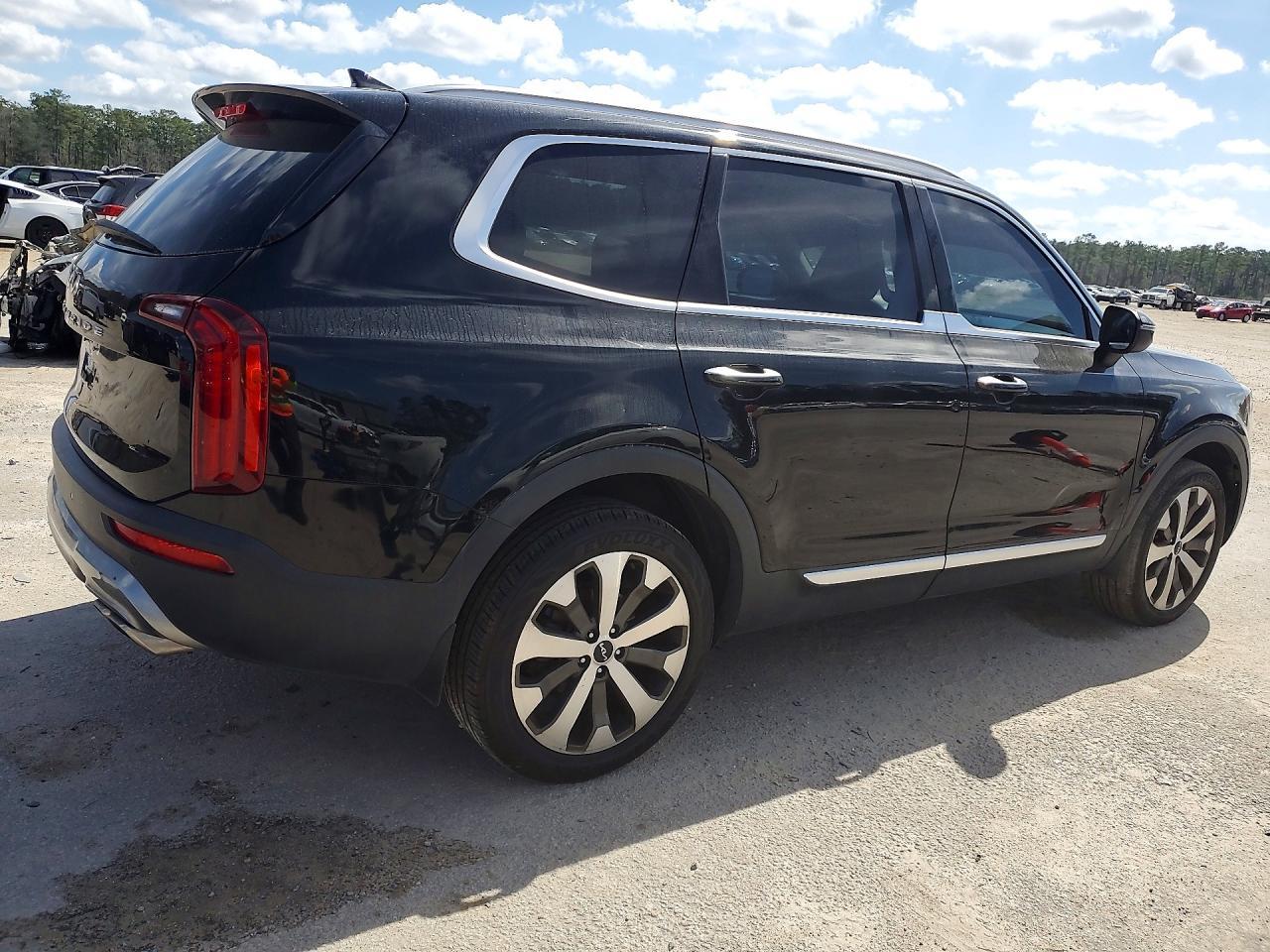 2022 Kia Telluride S - Фото 3