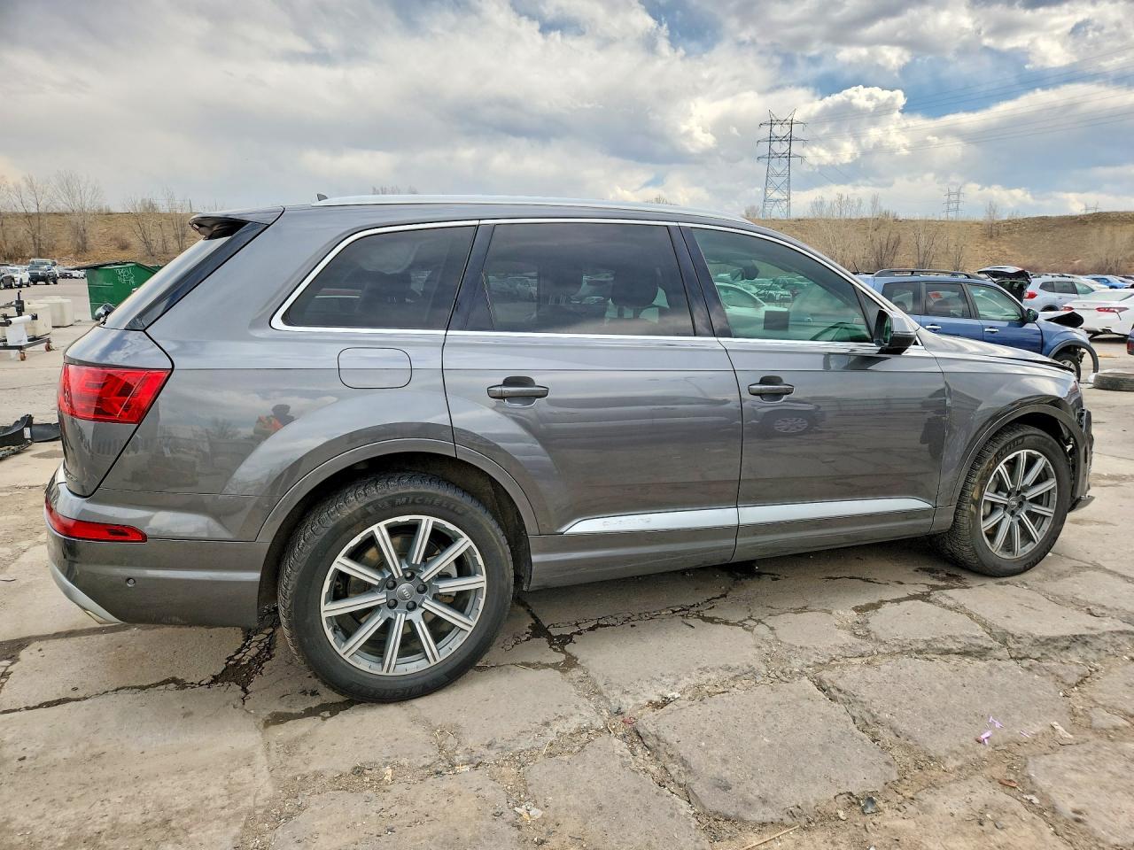 2019 Audi Q7 Premium Plus - Фото 3