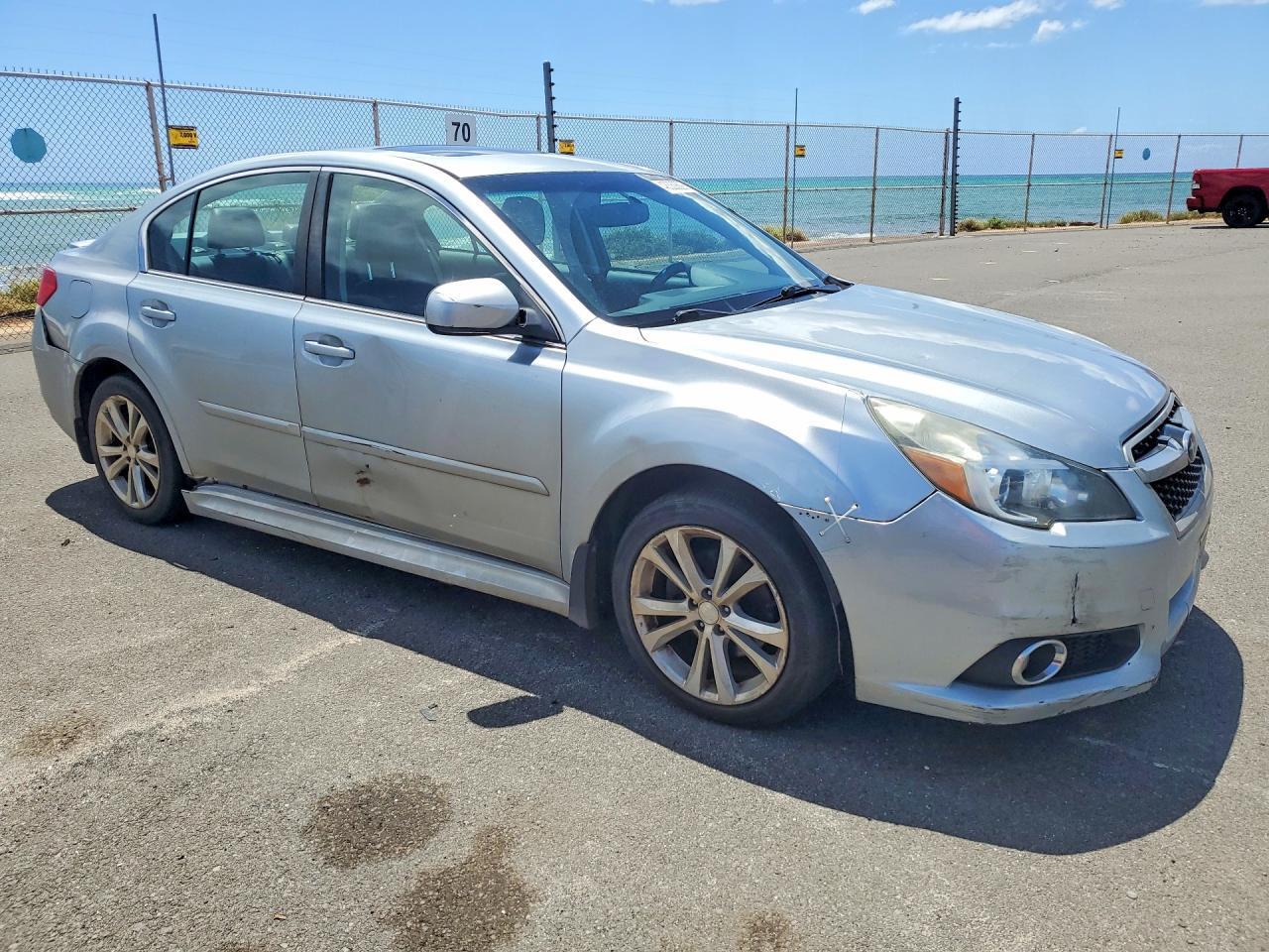 2013 Subaru Legacy 2.5I Limited - Image 4