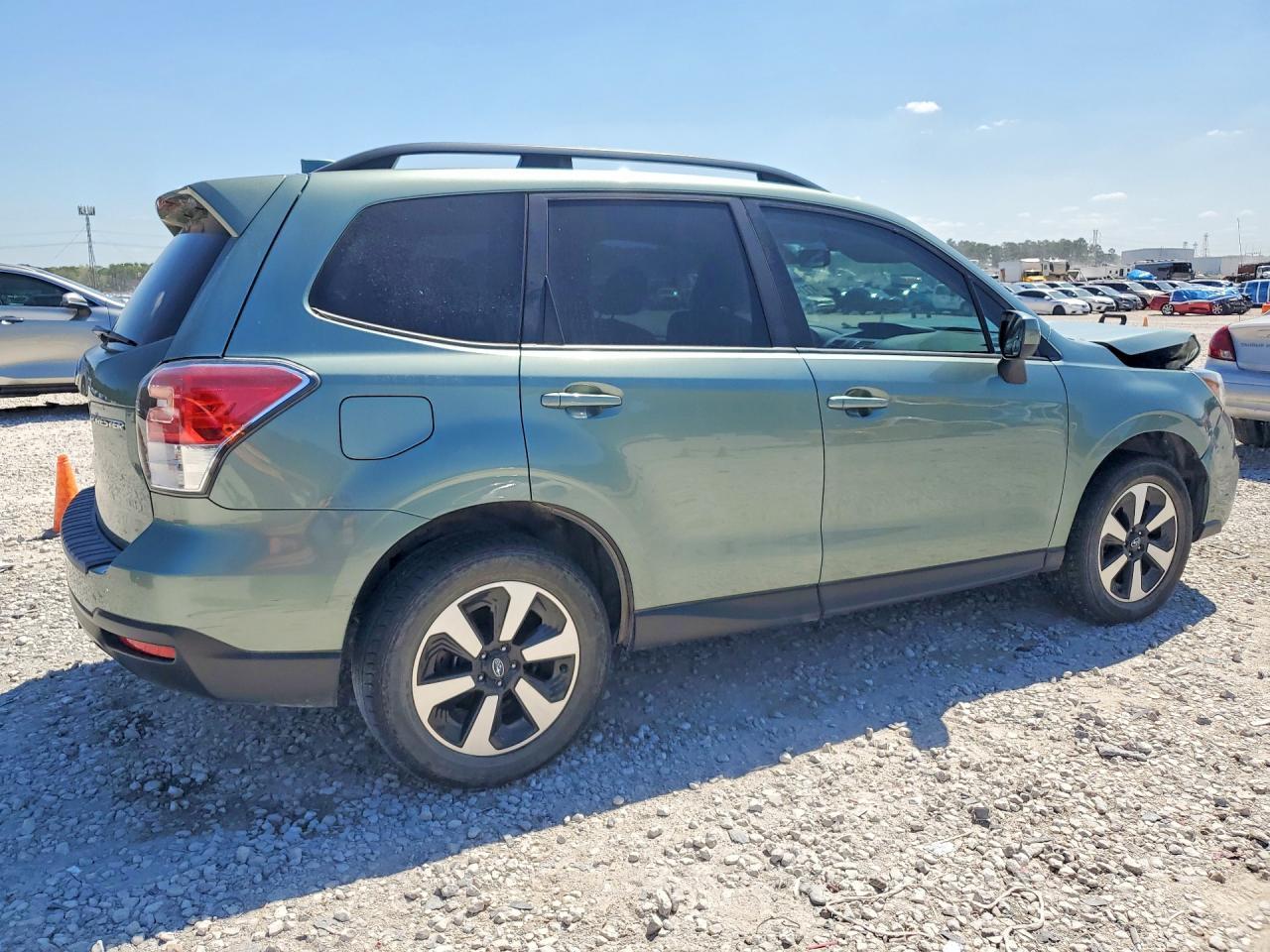 2018 Subaru Forester 2.5I Premium - Image 3