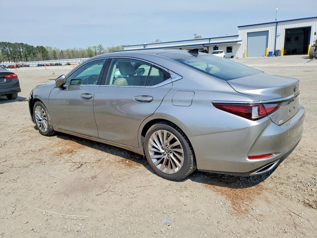 2019 Lexus Es 350 Luxury - Фото 2