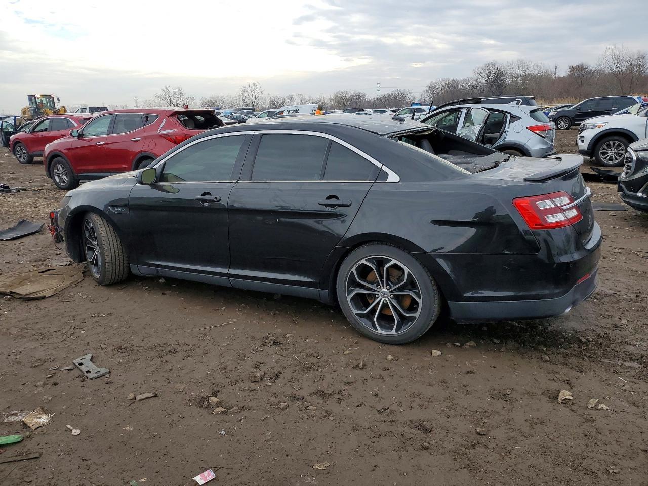 2014 Ford Taurus Sho - Image 2