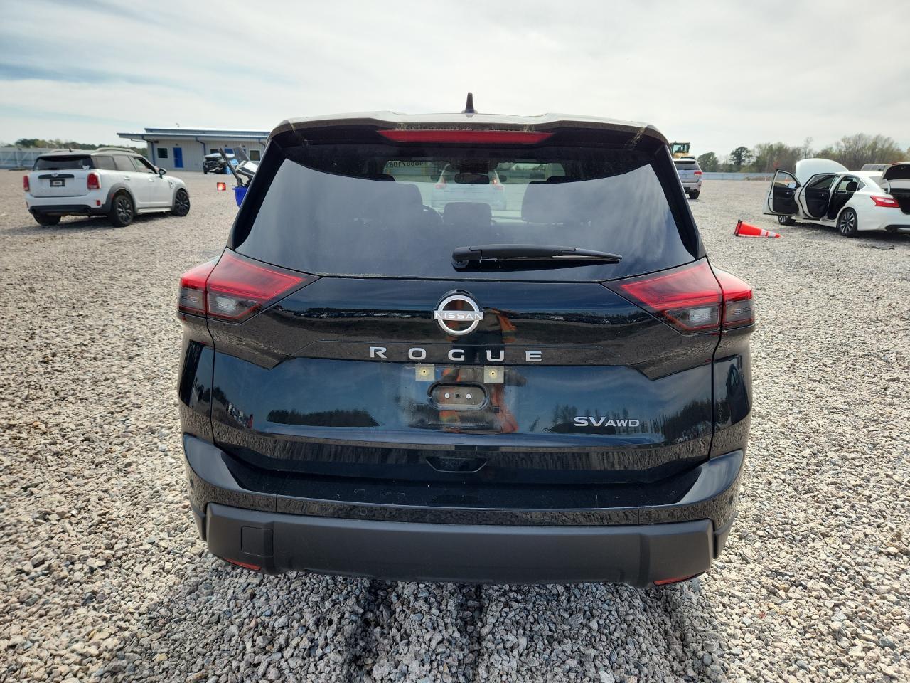 2024 Nissan Rogue S Sv - Image 6