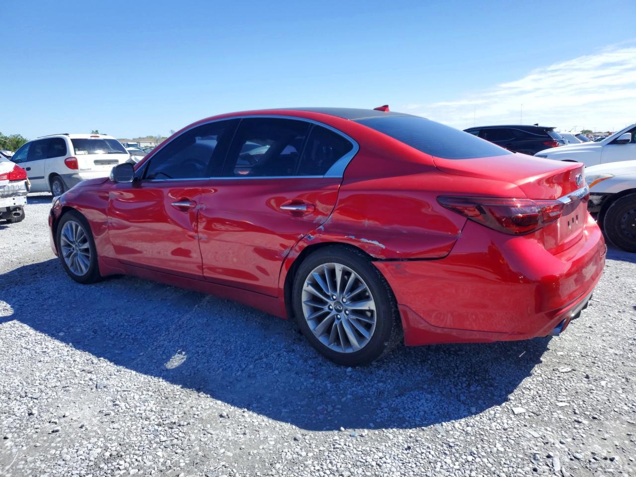 2021 Infiniti Q50 Luxe - Фото 2