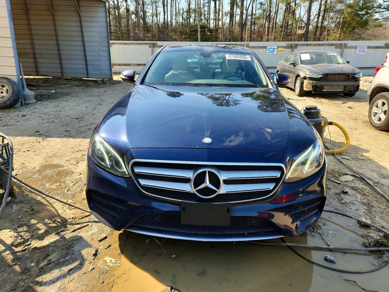 2017 Mercedes-Benz E 300 4Matic - Фото 5