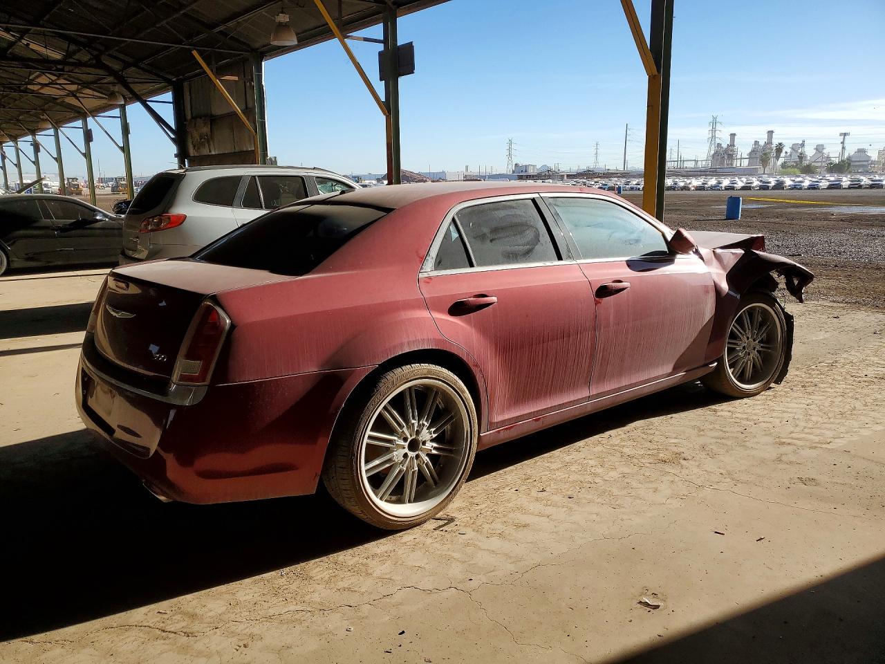 2013 Chrysler 300 - Image 3