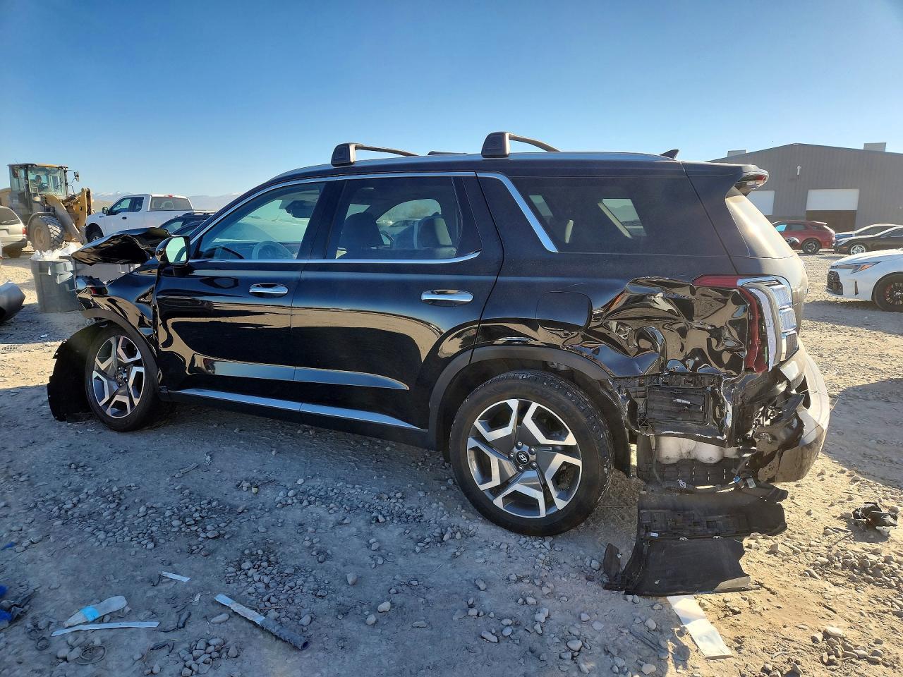 2024 Hyundai Palisade Limited - Image 2