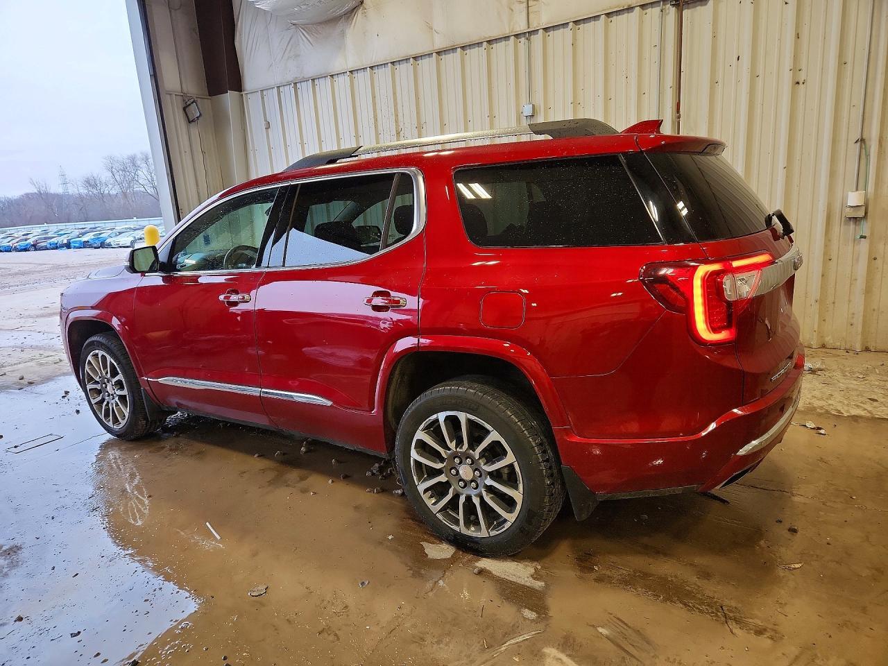 2022 GMC Acadia Denali - Фото 2