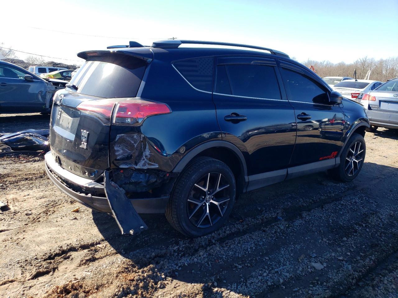 2017 Toyota Rav4 Le - Фото 3