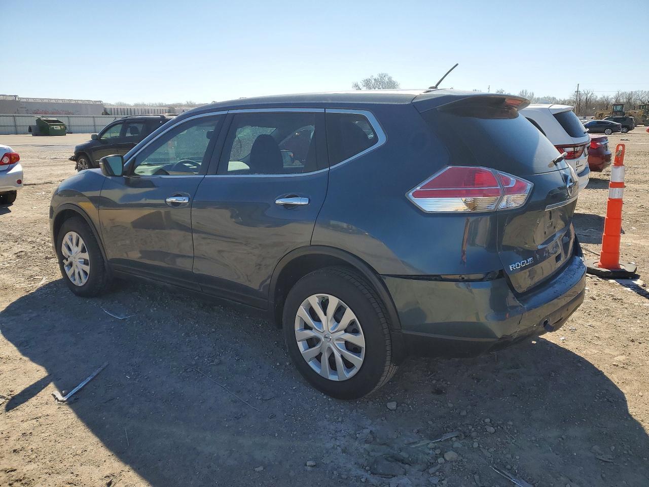 2014 Nissan Rogue S - Фото 2