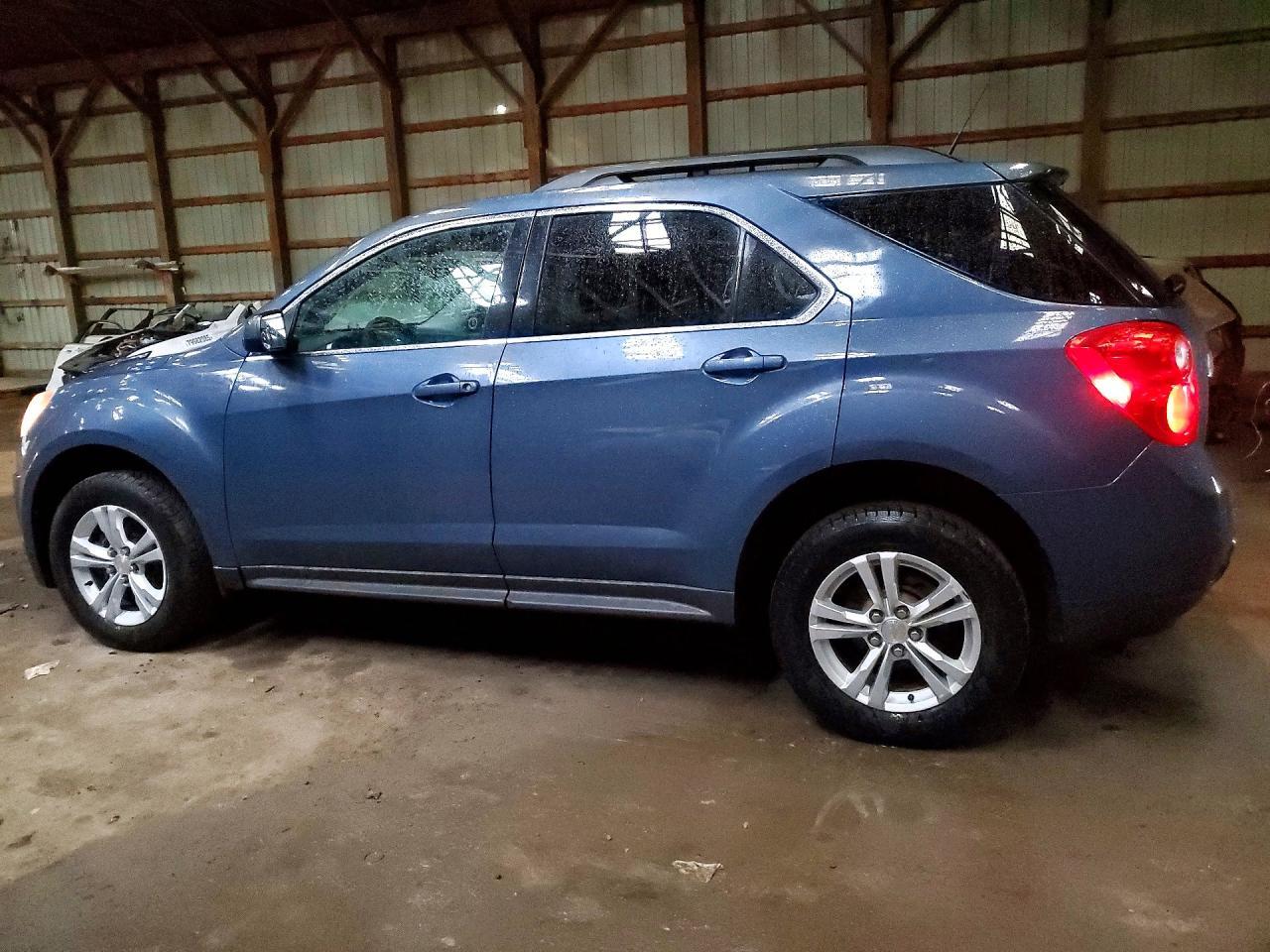 2011 Chevrolet Equinox Lt - Image 2