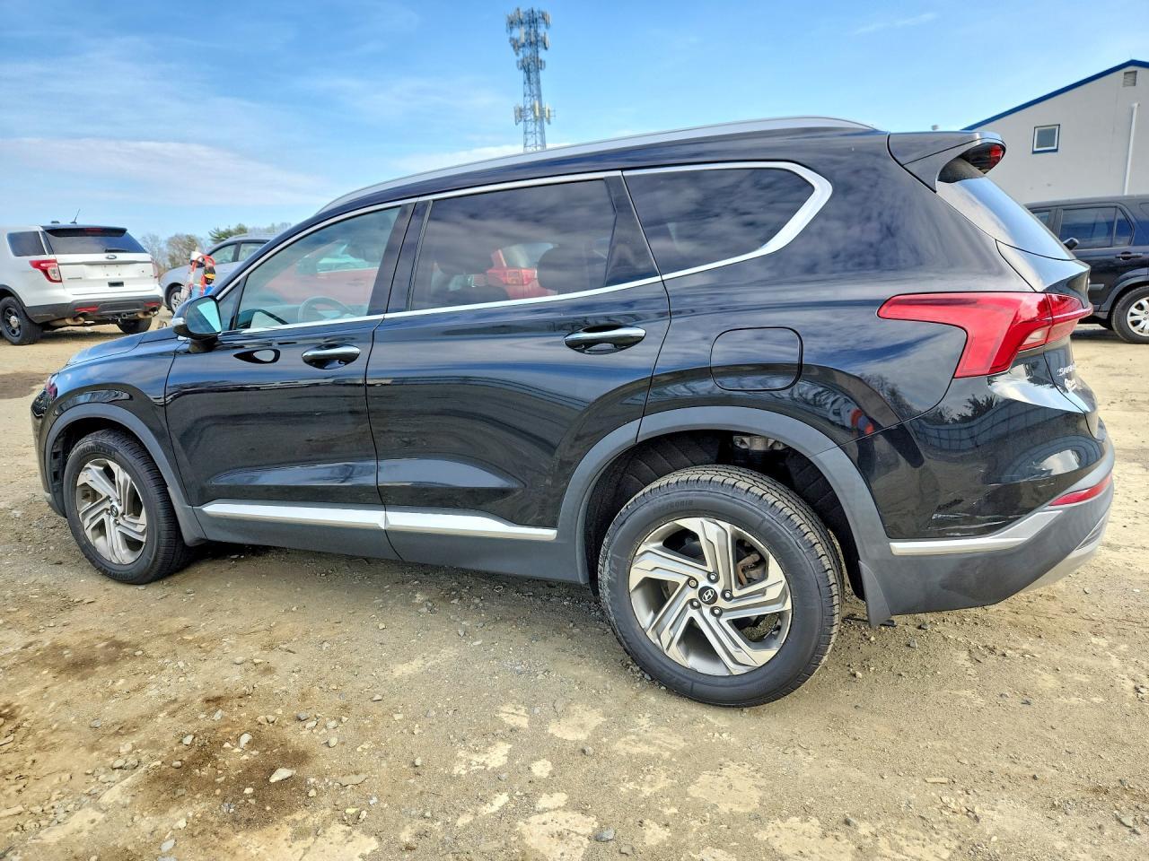 2021 Hyundai Santa Fe Sel - Фото 2