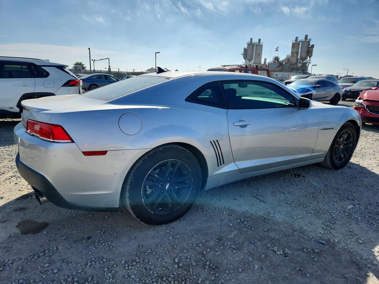 2014 Chevrolet Camaro Ls - Image 3