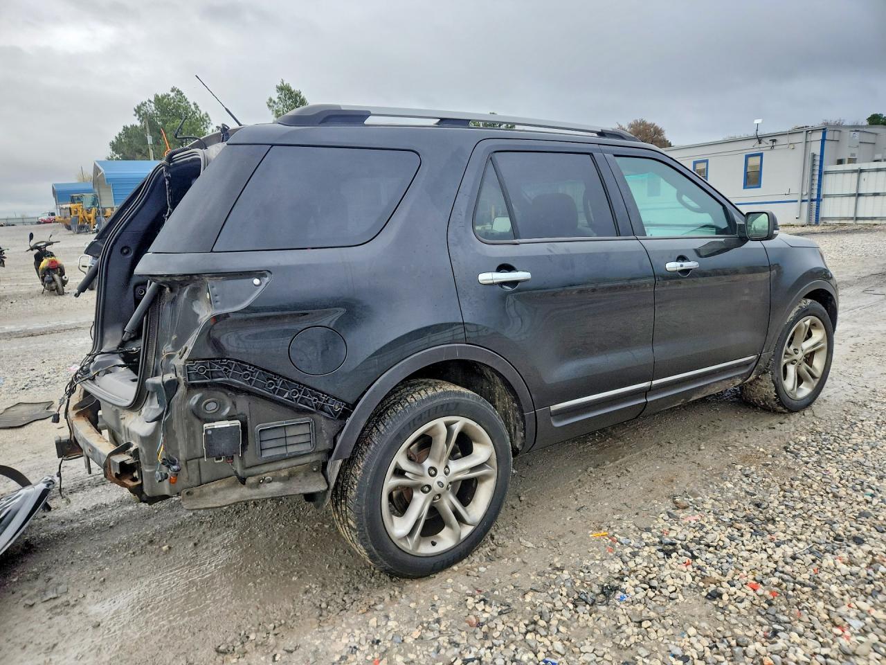 2014 Ford Explorer Limited - Image 3