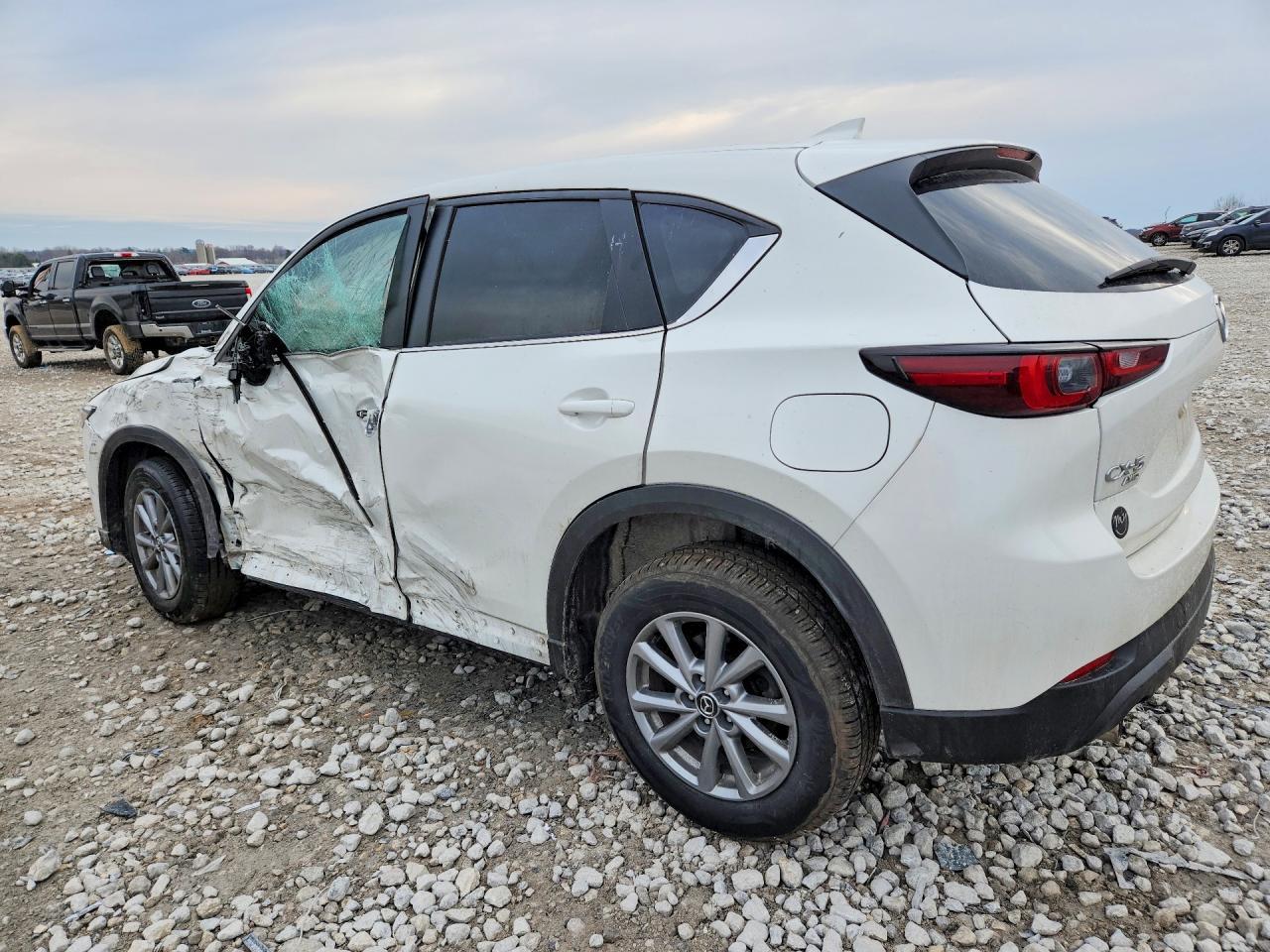 2023 Mazda Cx-5 Preferred - Фото 2