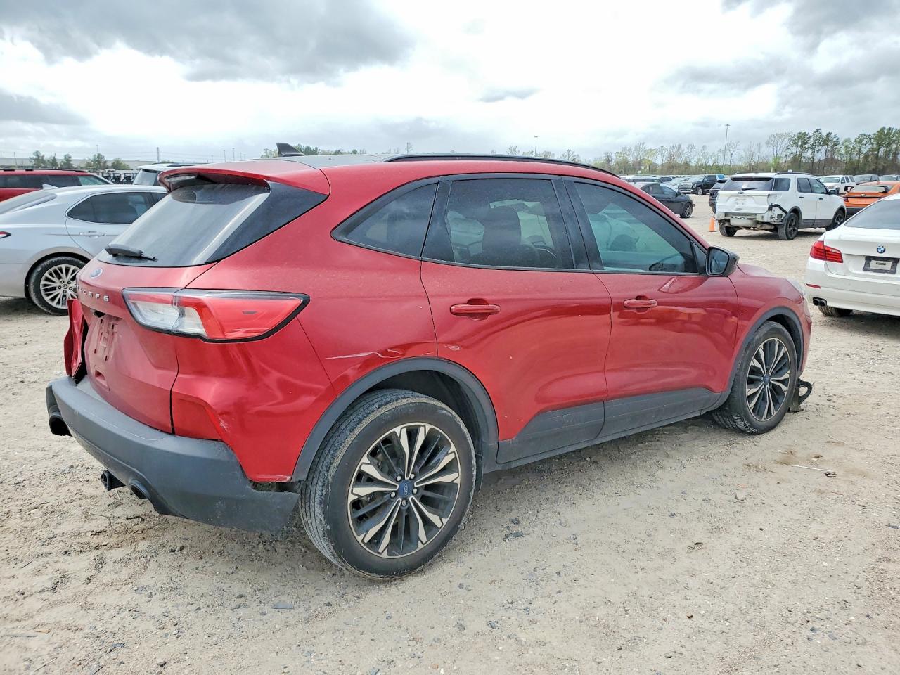 2022 Ford Escape Se - Фото 3
