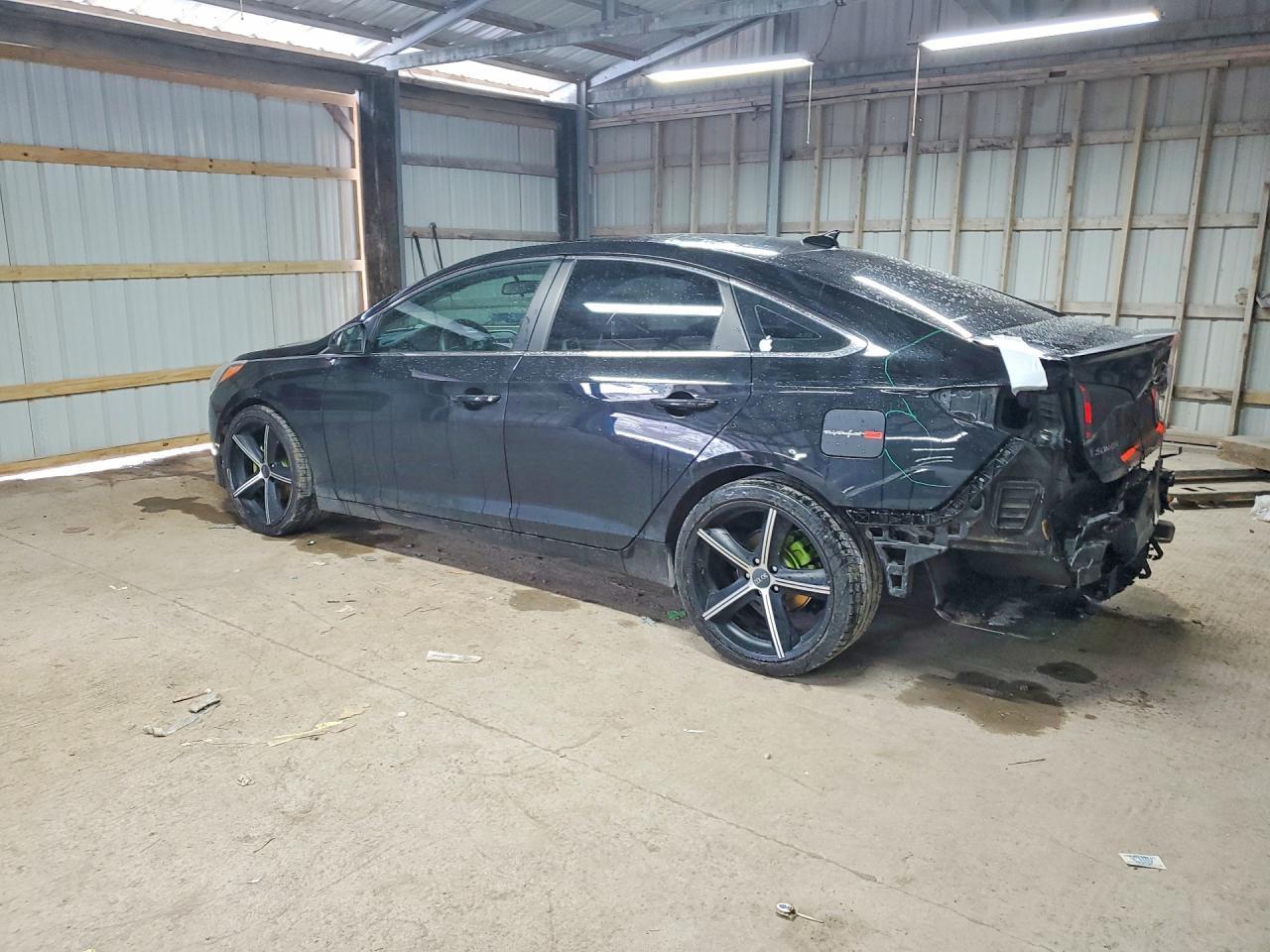 2017 Hyundai Sonata Base - Image 2