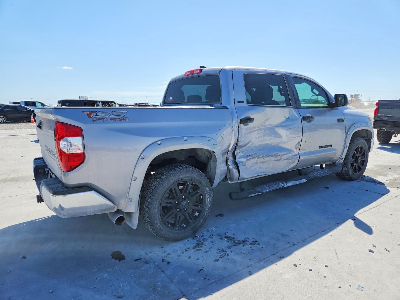 2020 Toyota Tundra Sr5 - Image 3