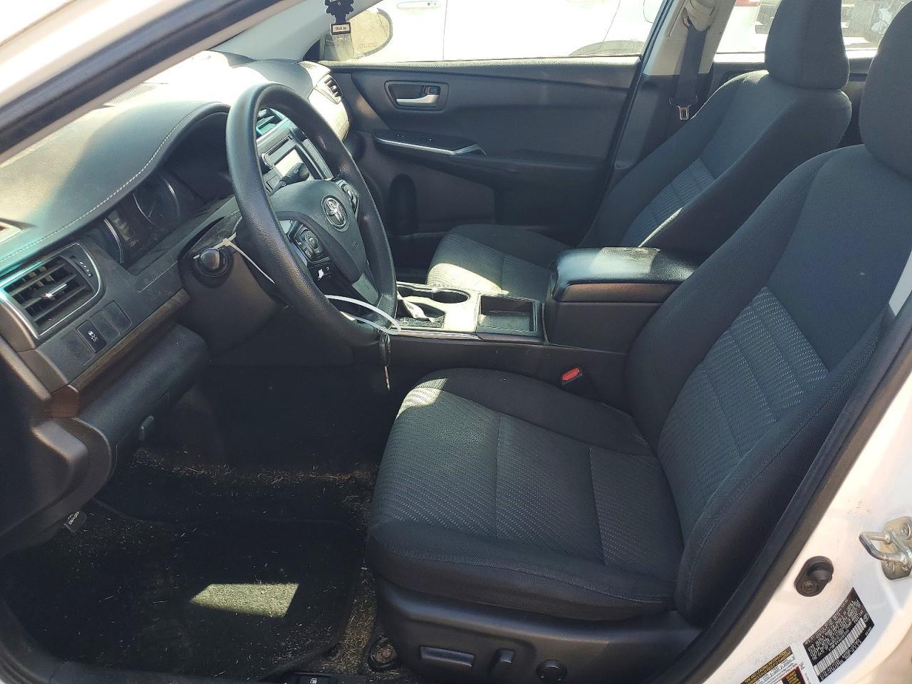 2016 Toyota Camry Le - Фото 7
