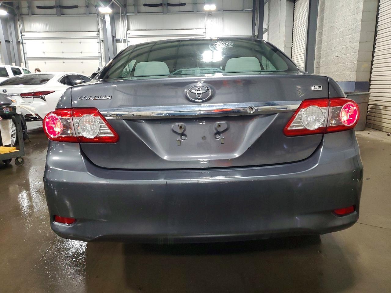 2013 Toyota Corolla Le - Фото 6