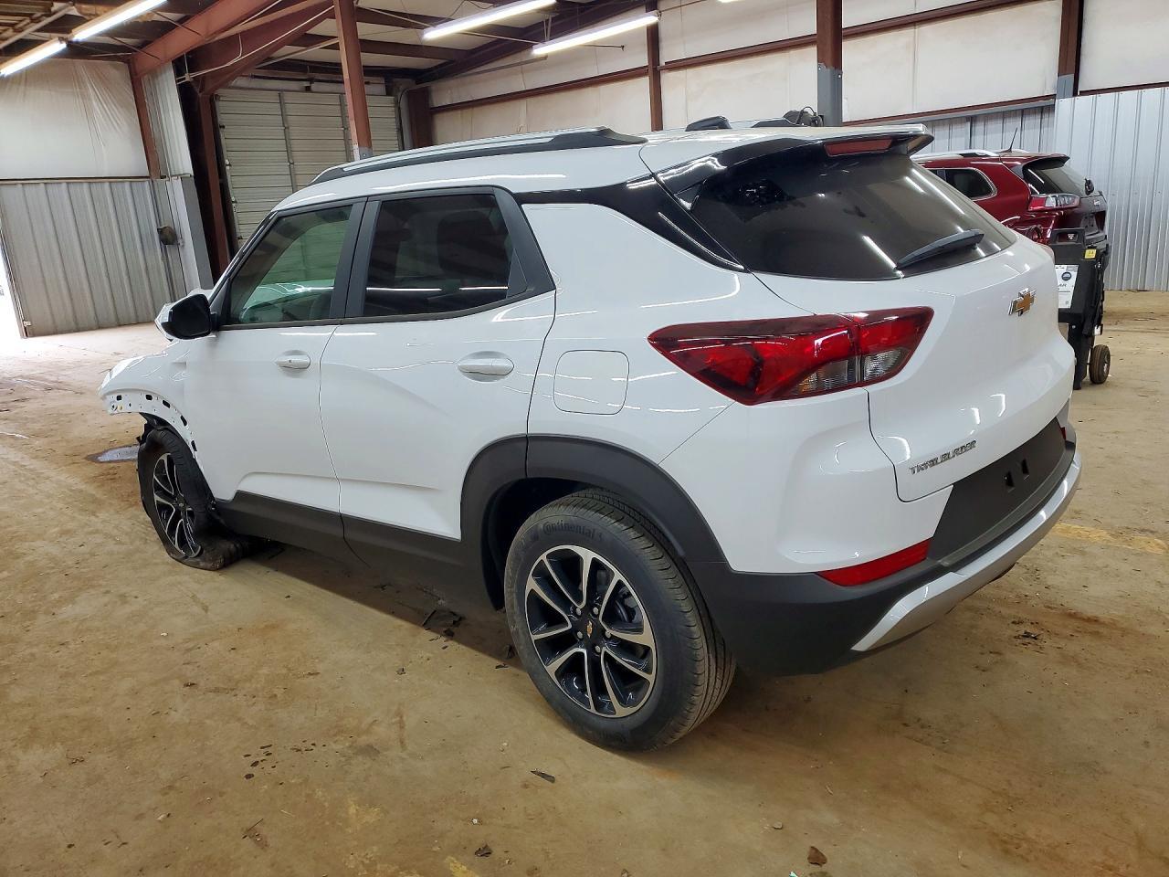 2026 Chevrolet Trailblazer Lt - Image 2