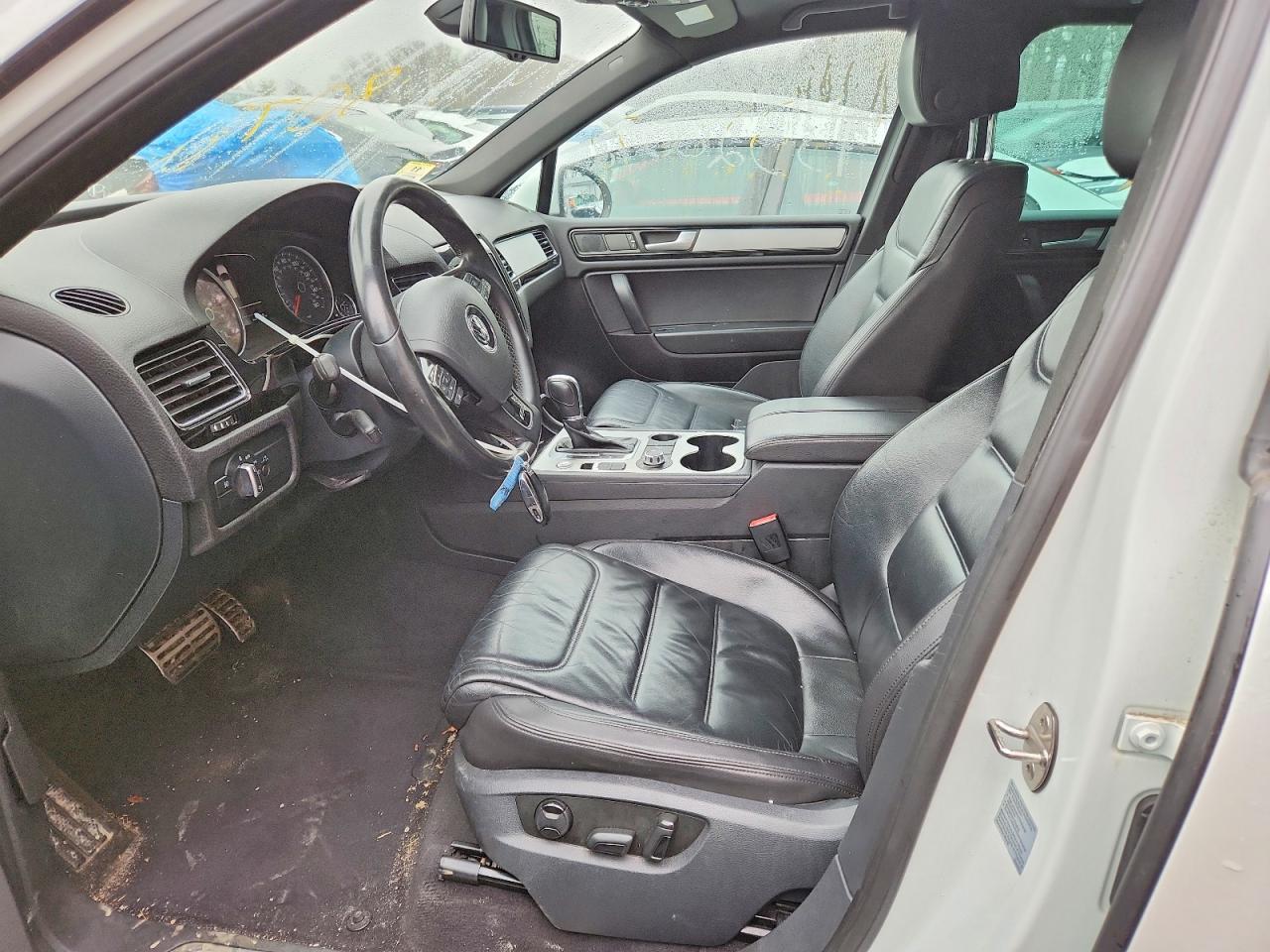 2014 Volkswagen Touareg V6 - Фото 7