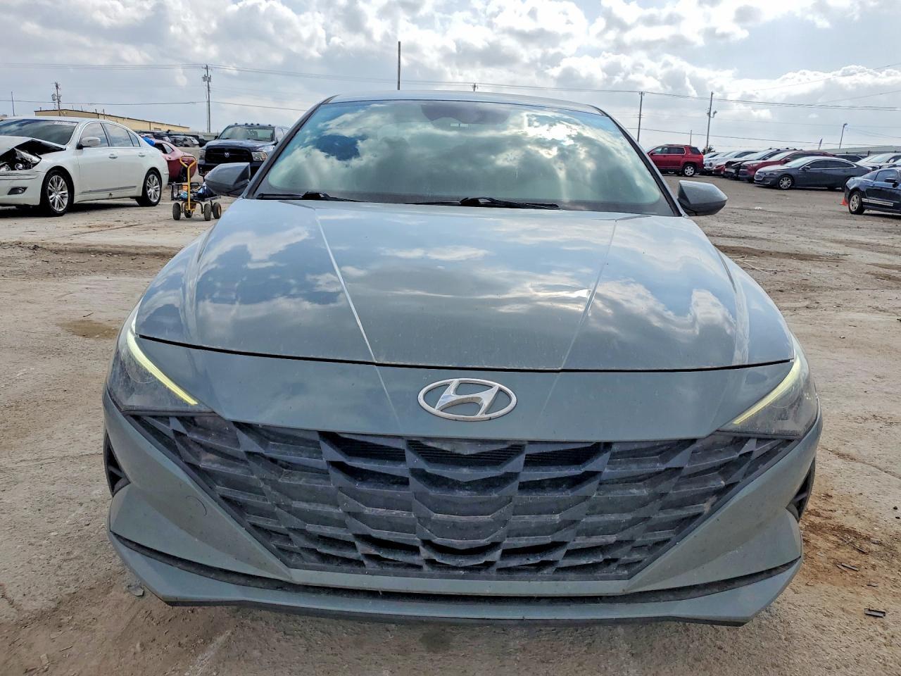2022 Hyundai Elantra Sel - Фото 5